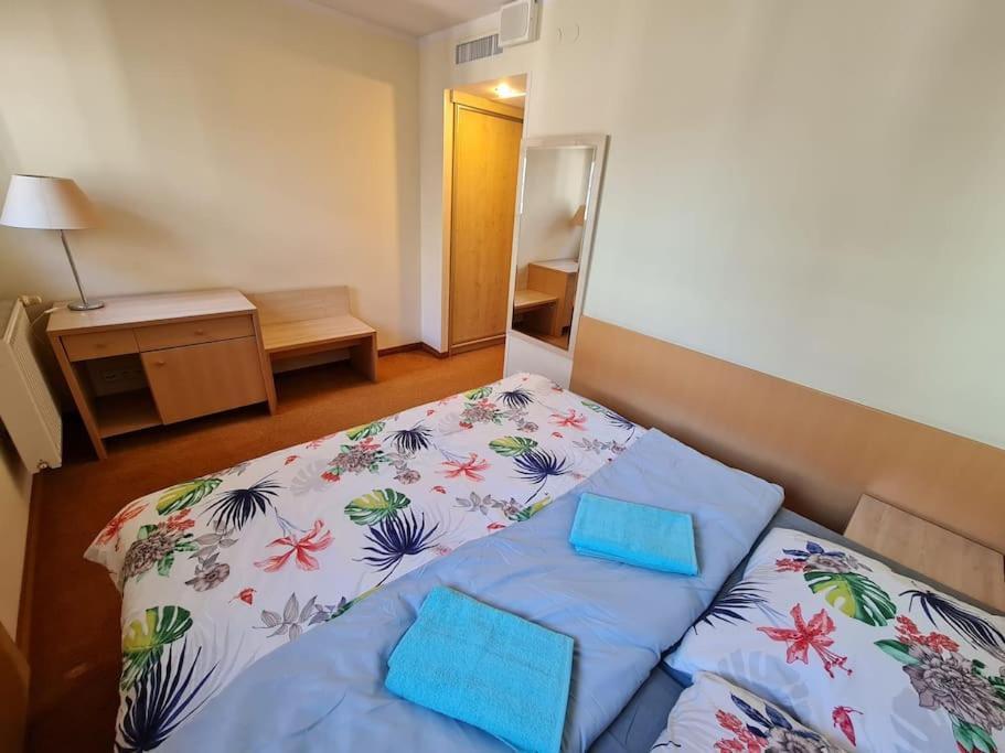 10Q - Z6 Apartament 804 Варшава Экстерьер фото